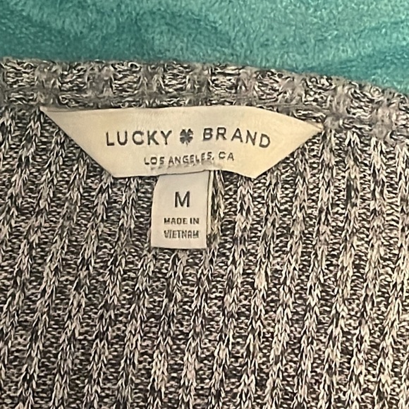 Lucky Brand Ribbed Long Sleeve Blouse  Bell Cuff Women’s Size Medium Gray SOFT - Picture 9 of 10